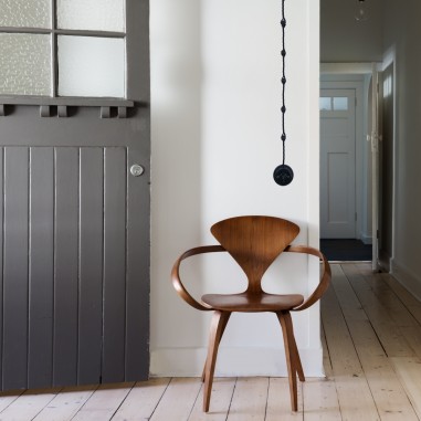 Isolateur en porcelaine noir