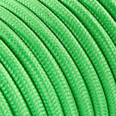 Rundes, farbiges textilummanteltes Elektrokabel in Kiwi