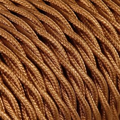 Geflochtenes, textilummanteltes Elektrokabel in Whisky