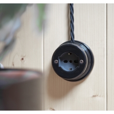 presa polivalente in porcellana
presa ceramica vintage
presa elettrica in porcellana 2