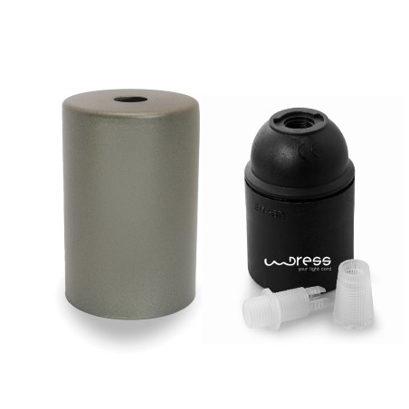 Douilles en métal gris fer