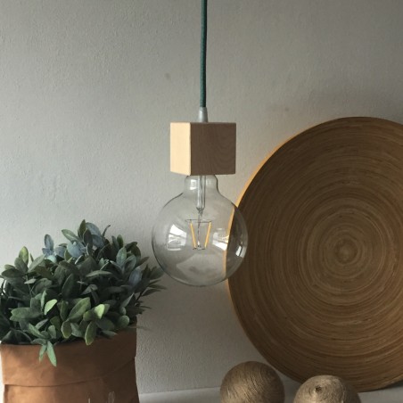 Quadratische Lampenfassung aus lackierbarem Holz